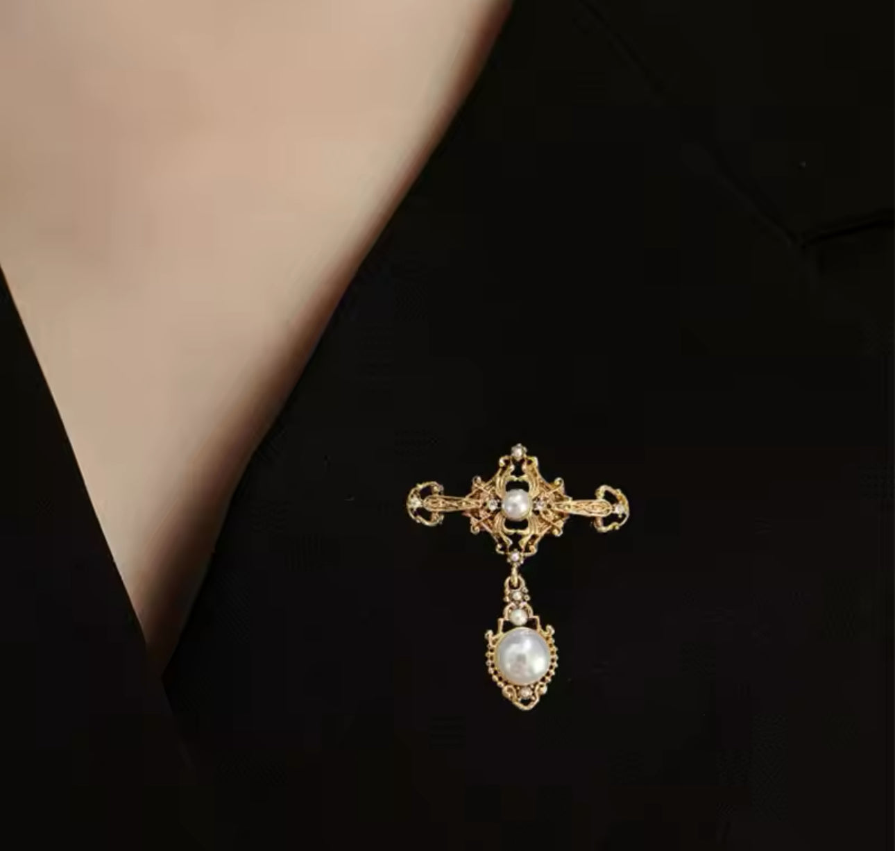 Cross brooch pin