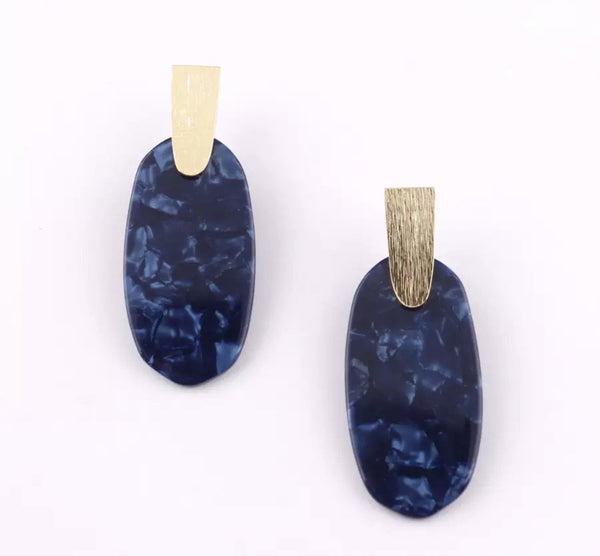 Oval drop earrings