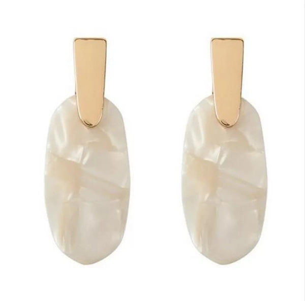 Oval drop earrings