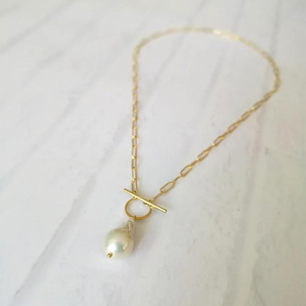 Gold pearl chain necklace