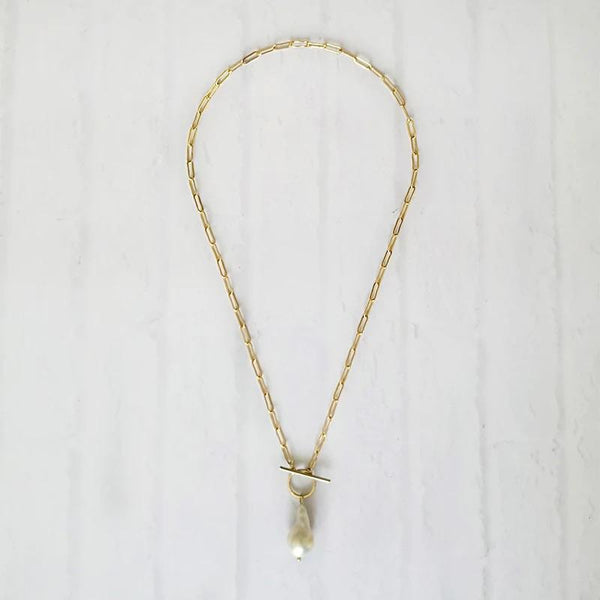 Gold pearl chain necklace